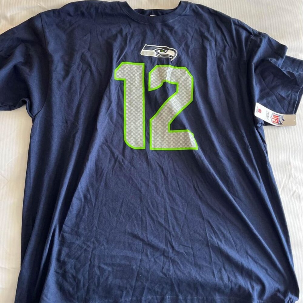 brand new Seattle Seahawks shirt large